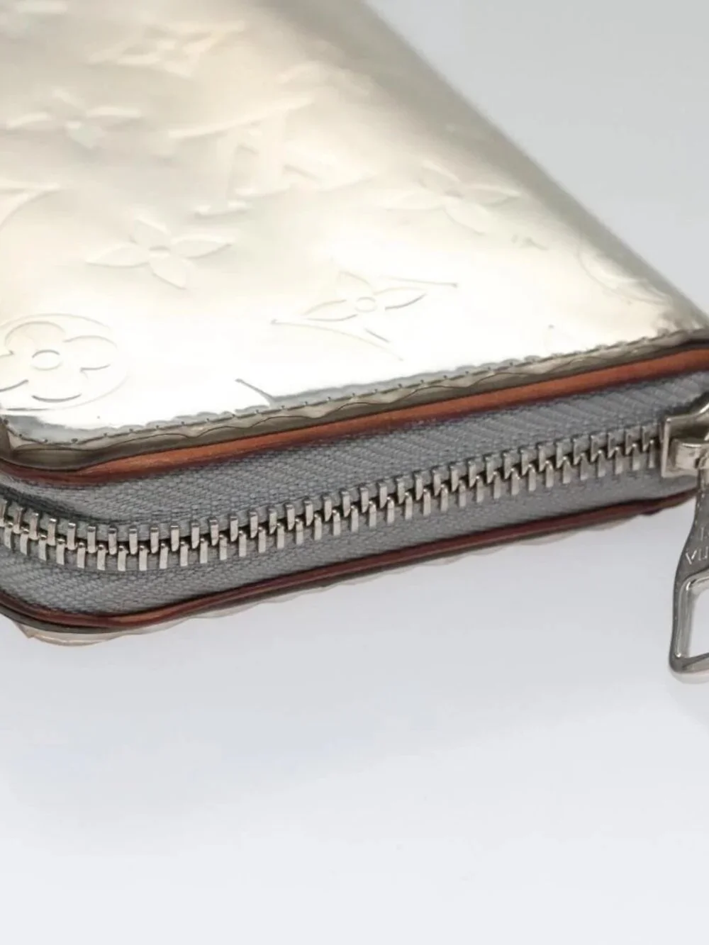 LOUIS VUITTON Monogram Miroir Zippy Wallet Vertical Wallet Silver - Picture 8 of 16